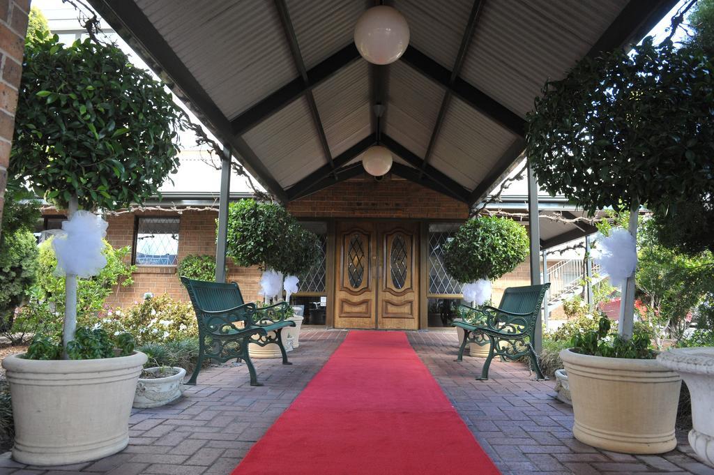 Ibis Styles Adelaide Manor Motel Bagian luar foto