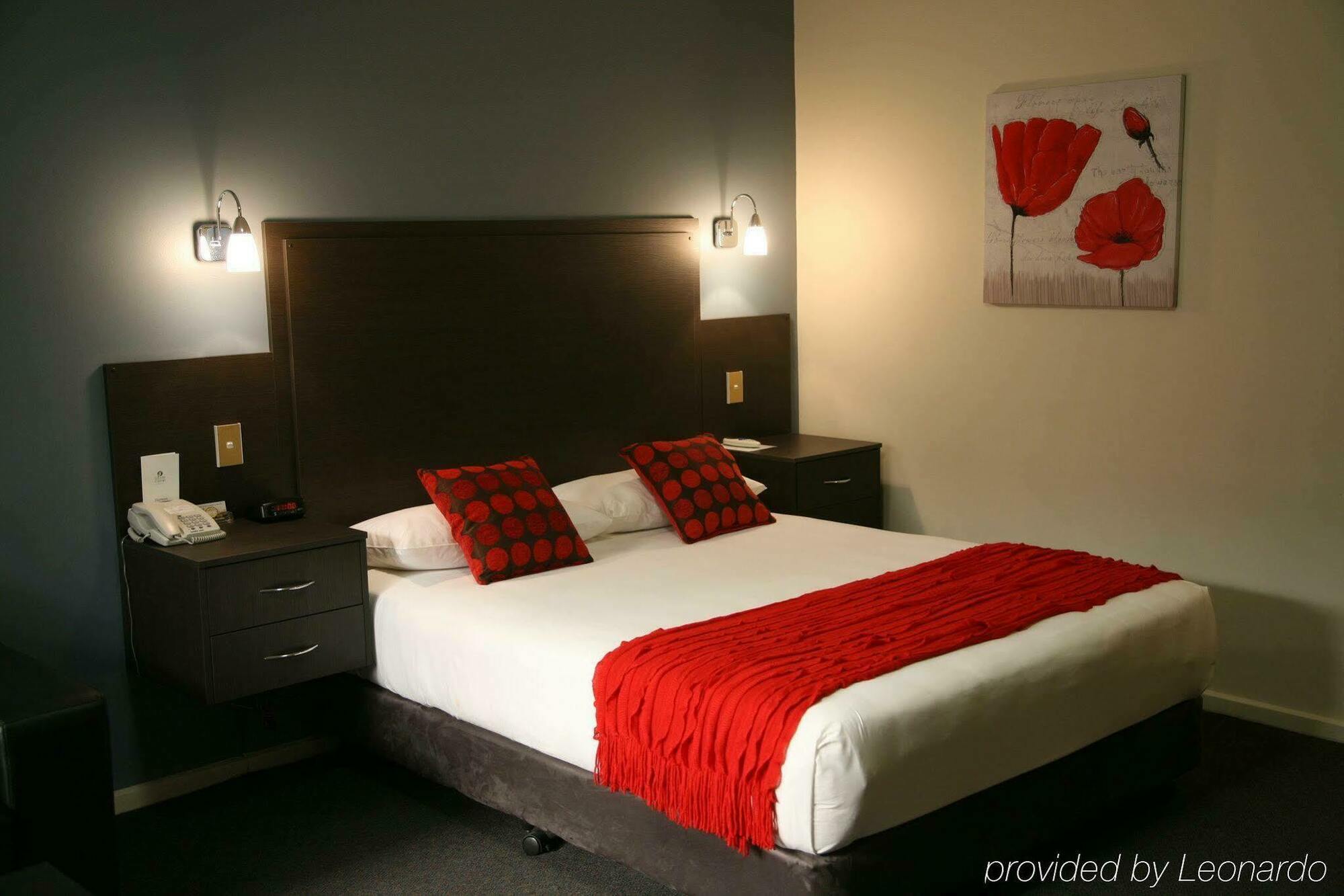 Ibis Styles Adelaide Manor Motel Bagian luar foto